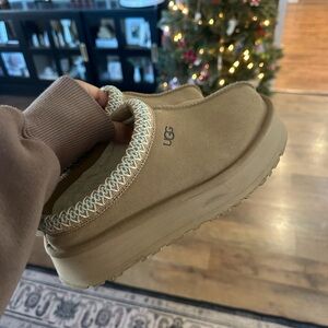 UGG Tazz Platform Cozy Slip-Ons